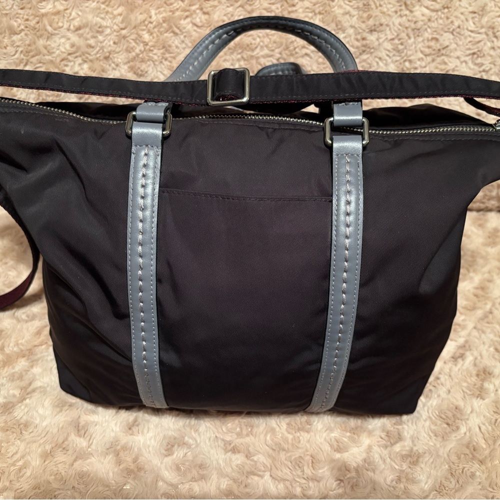Vera Bradley Black and Gray Shoulder Bag